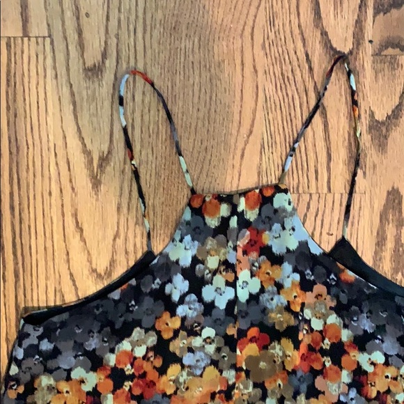 Olivaceous Razorback Tank - Picture 5 of 7